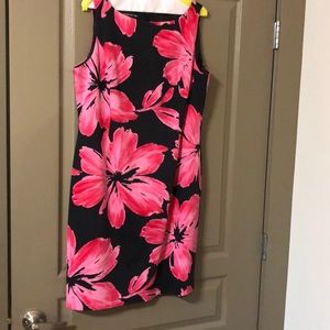 Jones of NY beautiful pink and black dress.